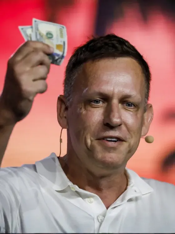 Estudo de caso: Peter Thiel